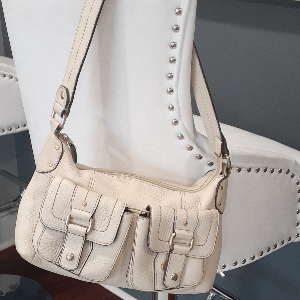 Fossil cream pebble leather shoulder bag